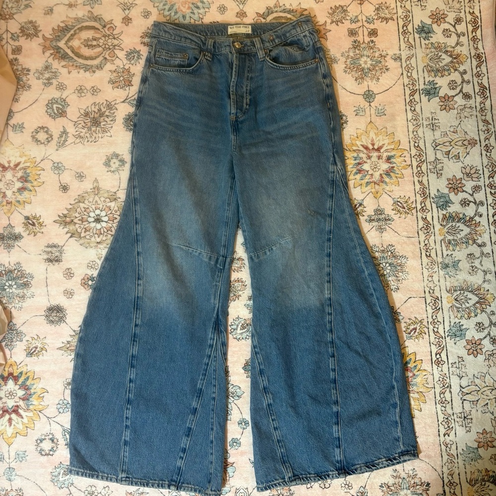 We The Free Eden High Slouchy Flare in “Homefree” Sz 28 - Picture 3 of 16